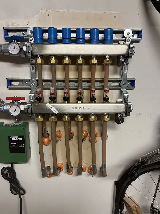 Plumber performing Leak Detection at a residential property in Bellmead