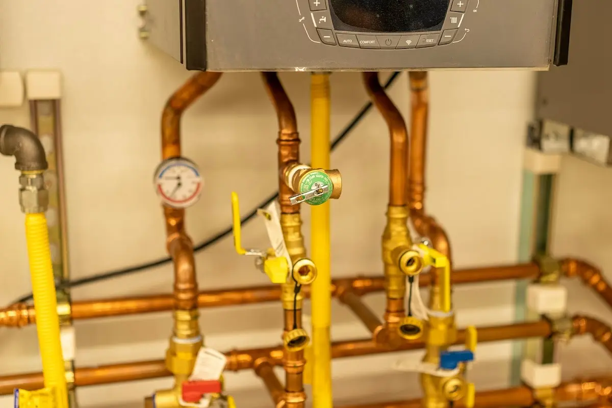 Licensed technician providing Sewer Cleanout for a homeowner in Bellmead